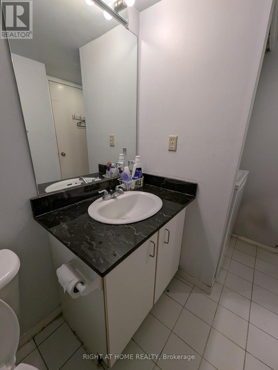 207b - 211 Forum Drive, Mississauga, Ontario  L4Z 4C1 - Photo 12 - W13033006