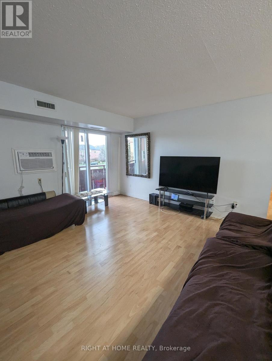 207b - 211 Forum Drive, Mississauga, Ontario  L4Z 4C1 - Photo 2 - W13033006