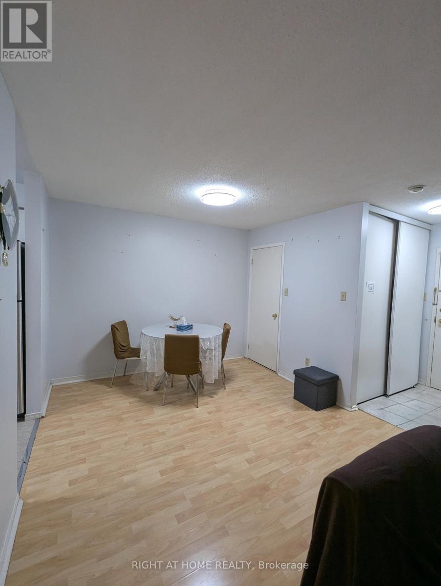 207b - 211 Forum Drive, Mississauga, Ontario  L4Z 4C1 - Photo 4 - W13033006