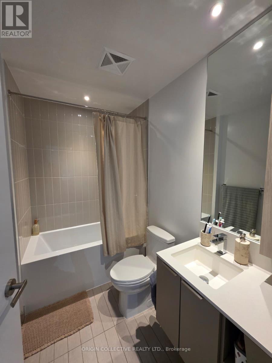 2308 - 3900 Confederation Parkway, Mississauga, Ontario  L5B 0M3 - Photo 4 - W13033044