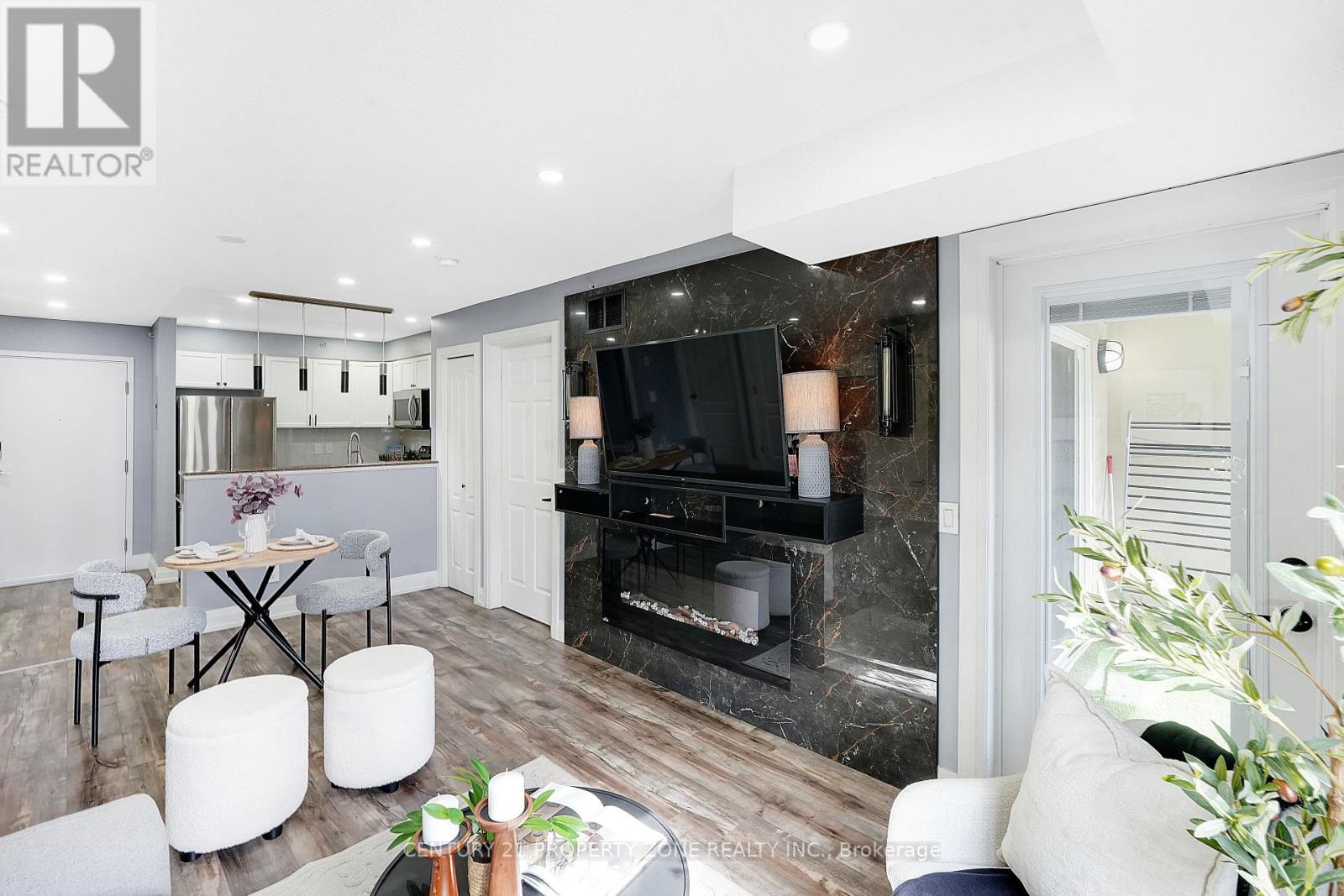 1401 - 8 DAYSPRING CIRCLE, Brampton, Ontario