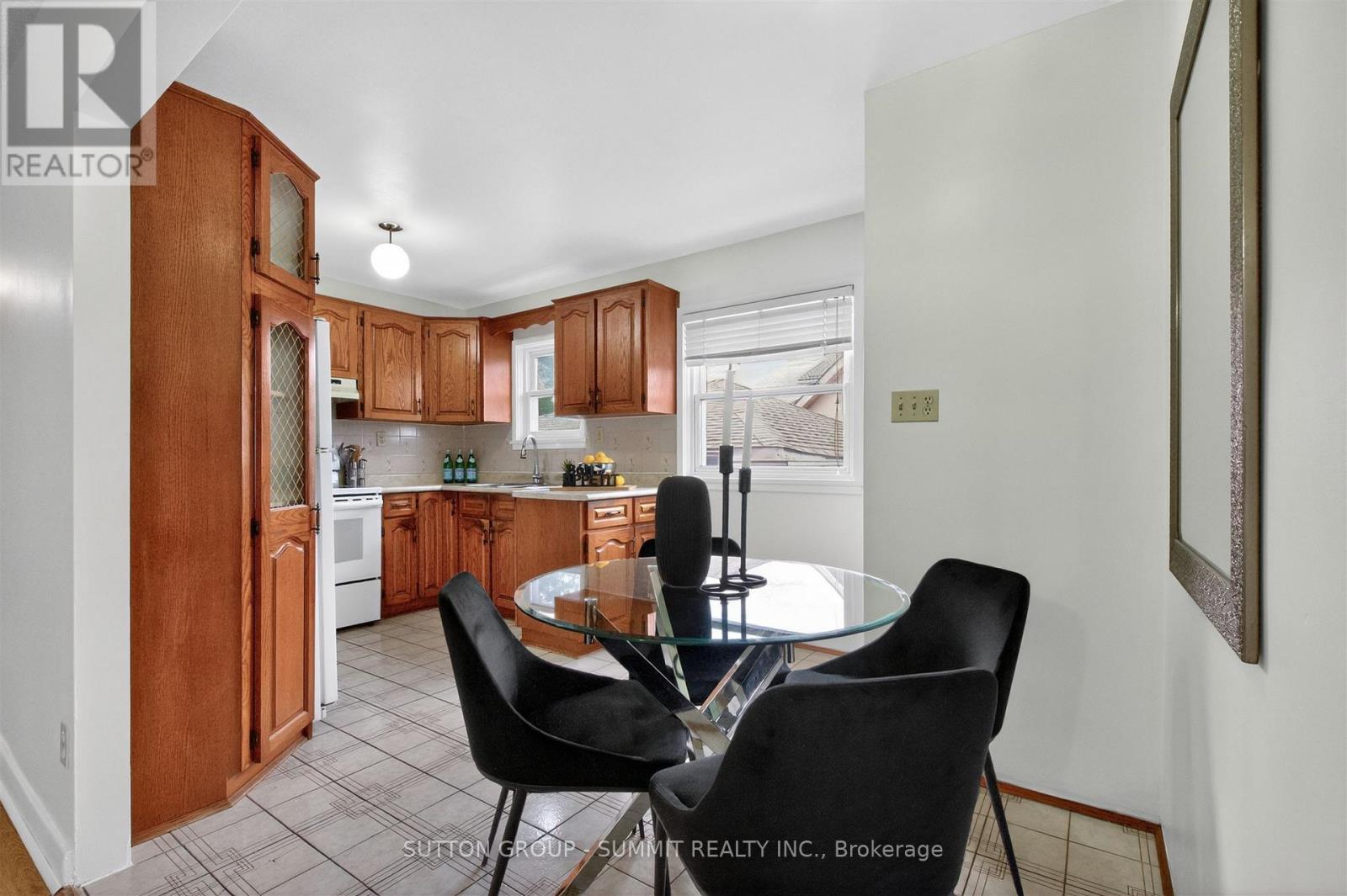 51 Barrhead Crescent, Toronto, Ontario  M9W 3Z8 - Photo 13 - W13033080