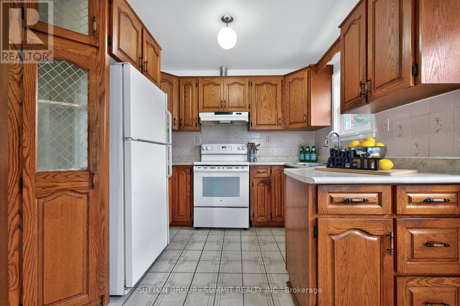 51 Barrhead Crescent, Toronto, Ontario  M9W 3Z8 - Photo 17 - W13033080