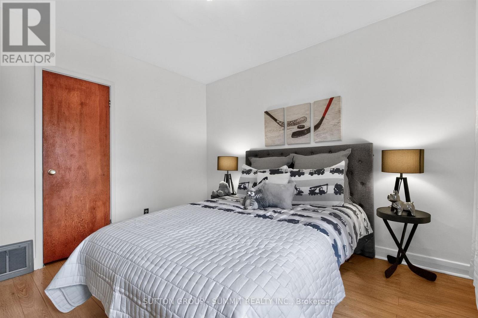 51 Barrhead Crescent, Toronto, Ontario  M9W 3Z8 - Photo 22 - W13033080