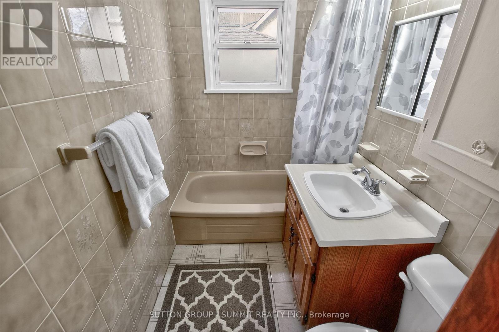 51 Barrhead Crescent, Toronto, Ontario  M9W 3Z8 - Photo 26 - W13033080