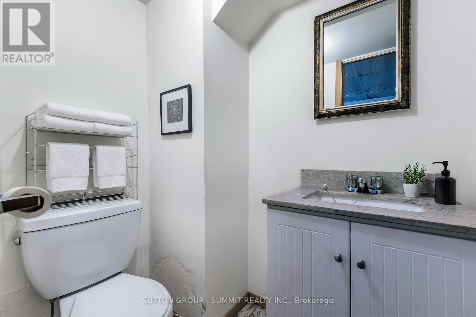 51 Barrhead Crescent, Toronto, Ontario  M9W 3Z8 - Photo 38 - W13033080