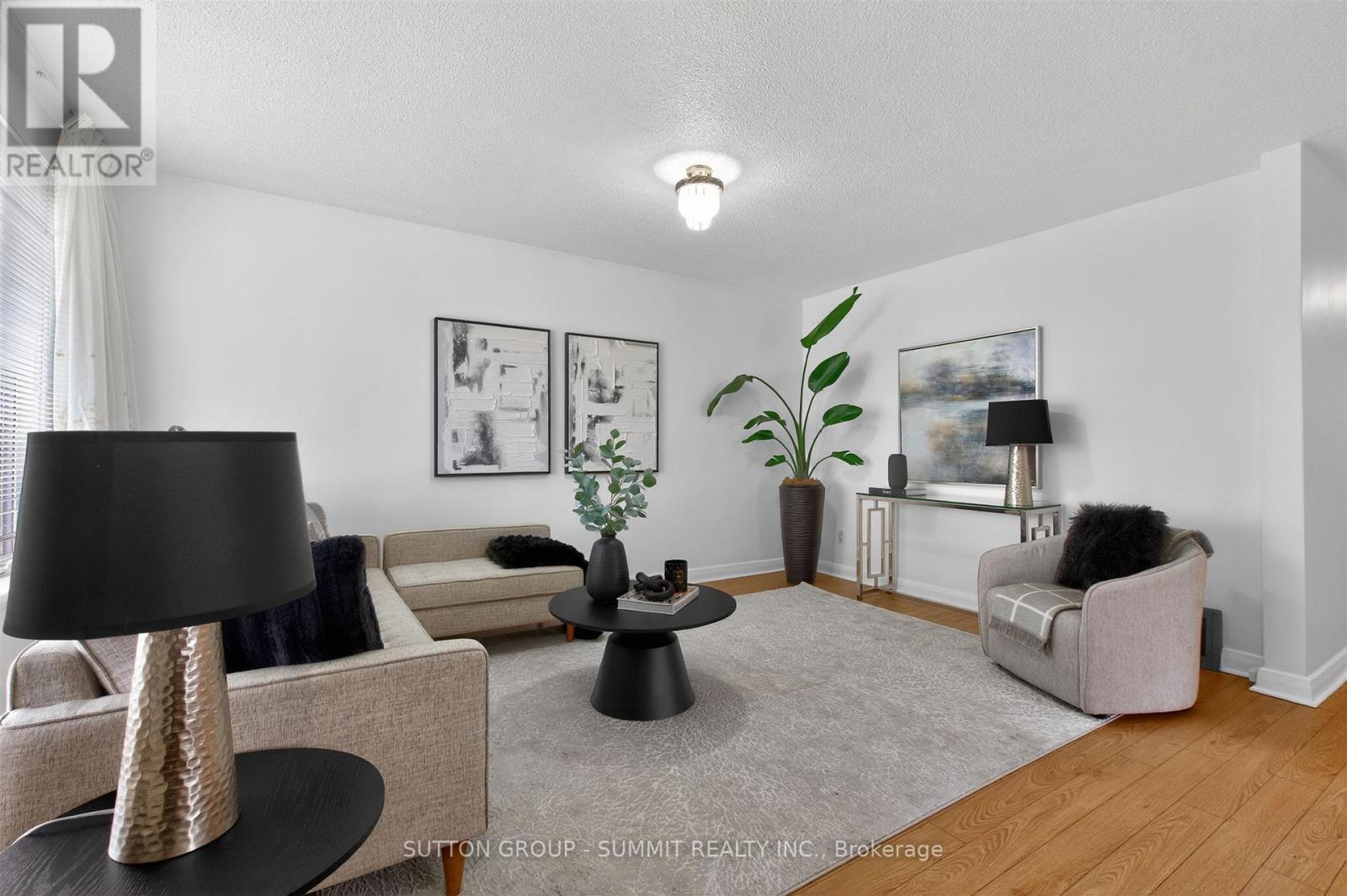 51 Barrhead Crescent, Toronto, Ontario  M9W 3Z8 - Photo 6 - W13033080