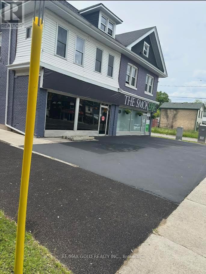 131-133 Erie Avenue, Brantford, Ontario  N3S 2G4 - Photo 2 - X13033014