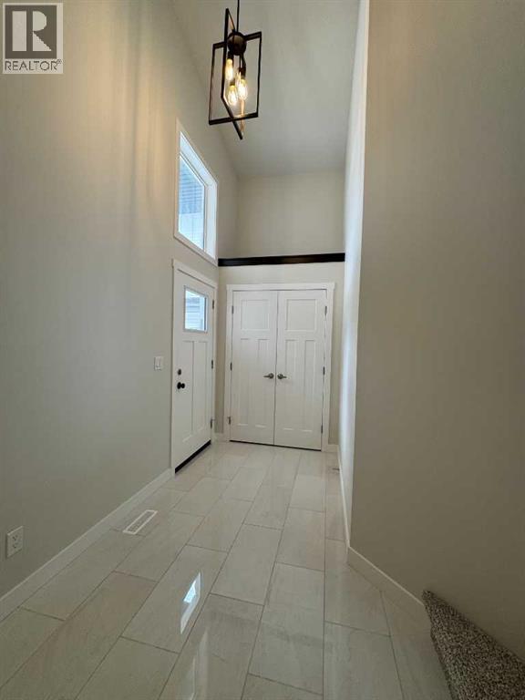 52 Emmett Crescent, Red Deer, Alberta  T4P 3G8 - Photo 5 - A2301867