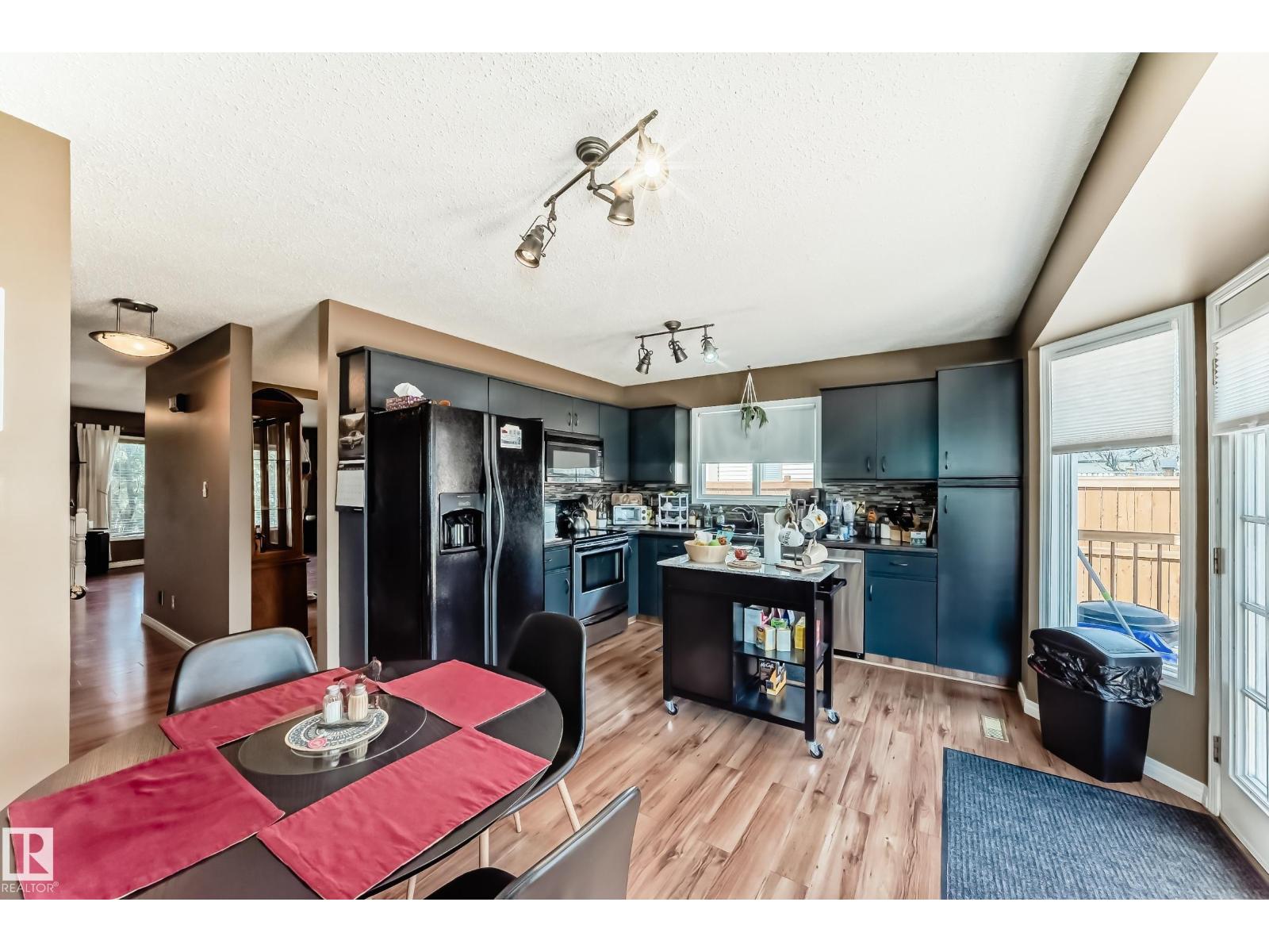 9845 184 St Nw, Edmonton, Alberta  T5T 4L5 - Photo 14 - E4483616