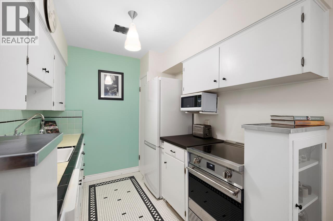 204 1565 Burnaby Street, Vancouver, British Columbia  V6G 2P7 - Photo 11 - R3106247