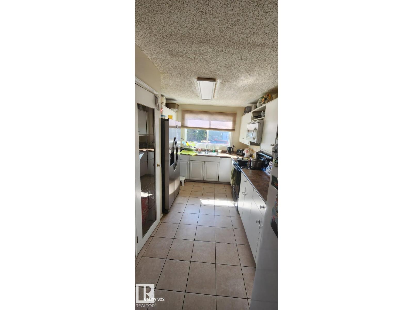14411 31 St Nw, Edmonton, Alberta  T5Y 1Z1 - Photo 3 - E4483620