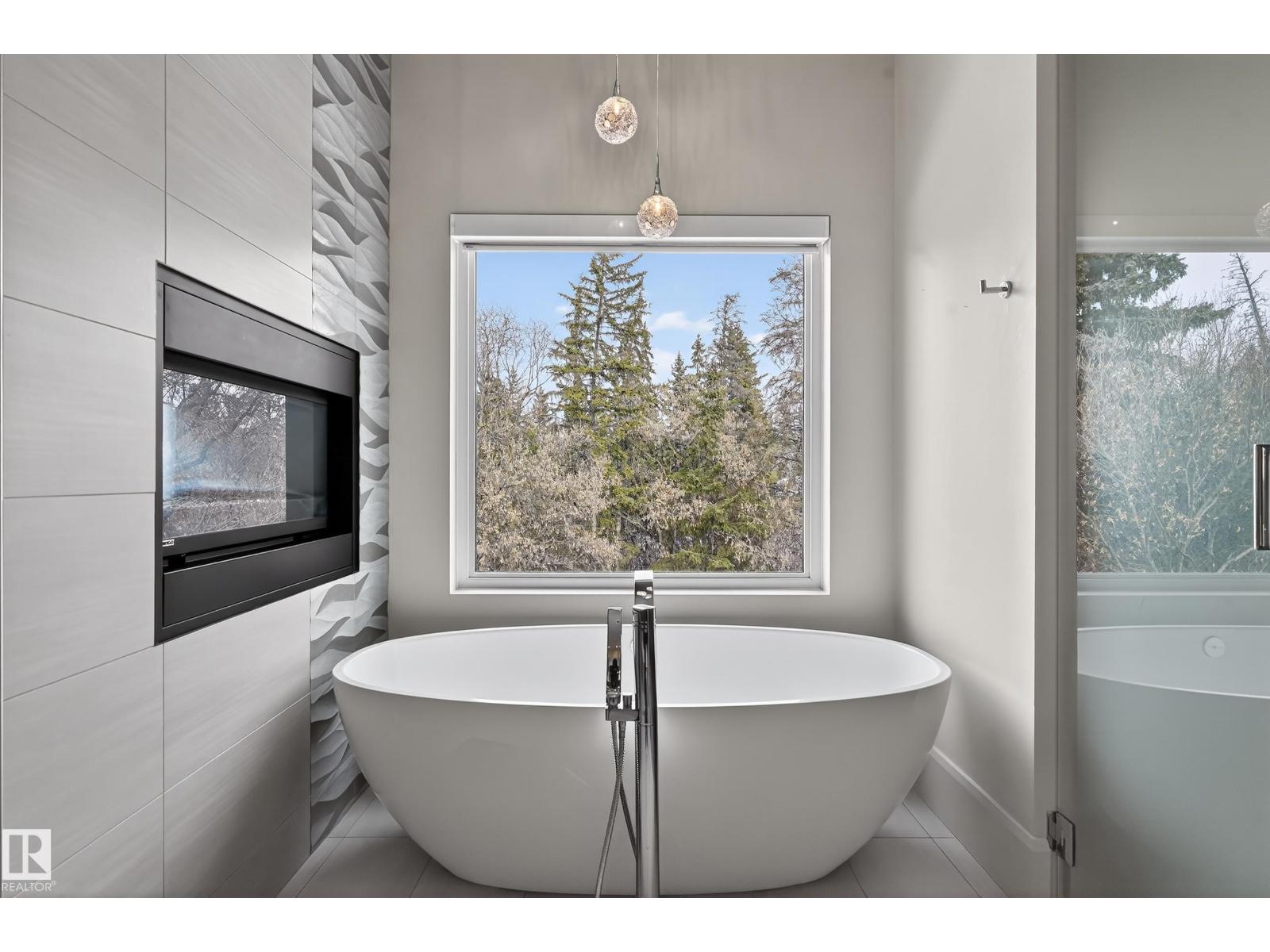 14374 Park Dr NW, Edmonton, Alberta  T5R 5V2 - Photo 33 - E4476608