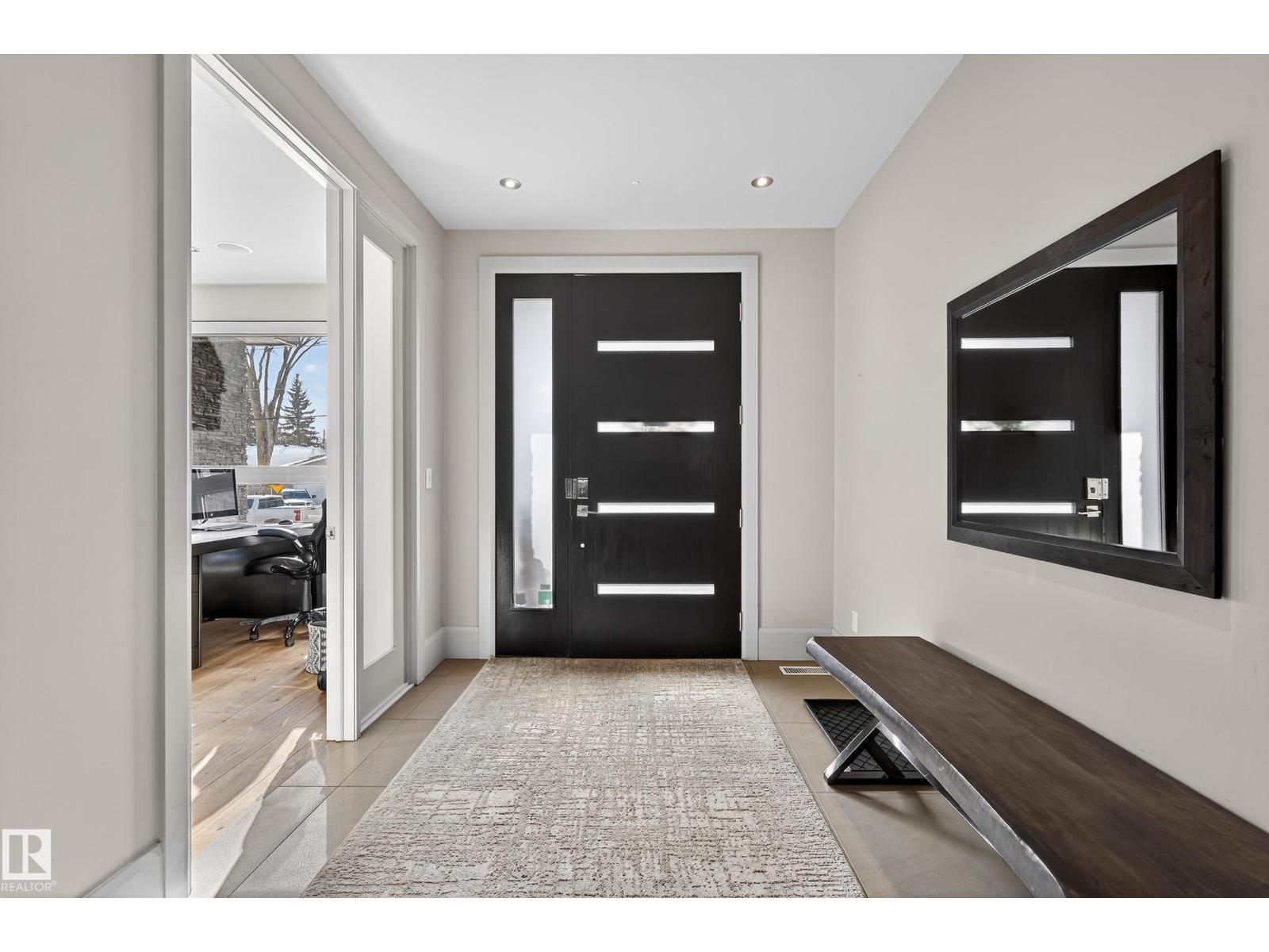 14374 Park Dr NW, Edmonton, Alberta  T5R 5V2 - Photo 7 - E4476608