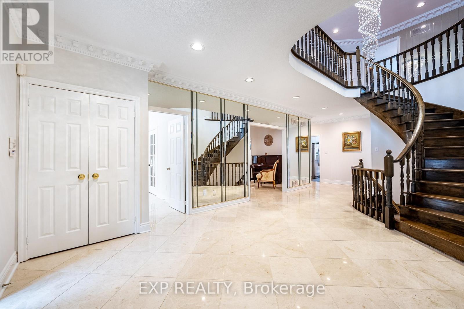 29 Northgate Crescent, Richmond Hill, Ontario  L4B 2K8 - Photo 5 - N13013890