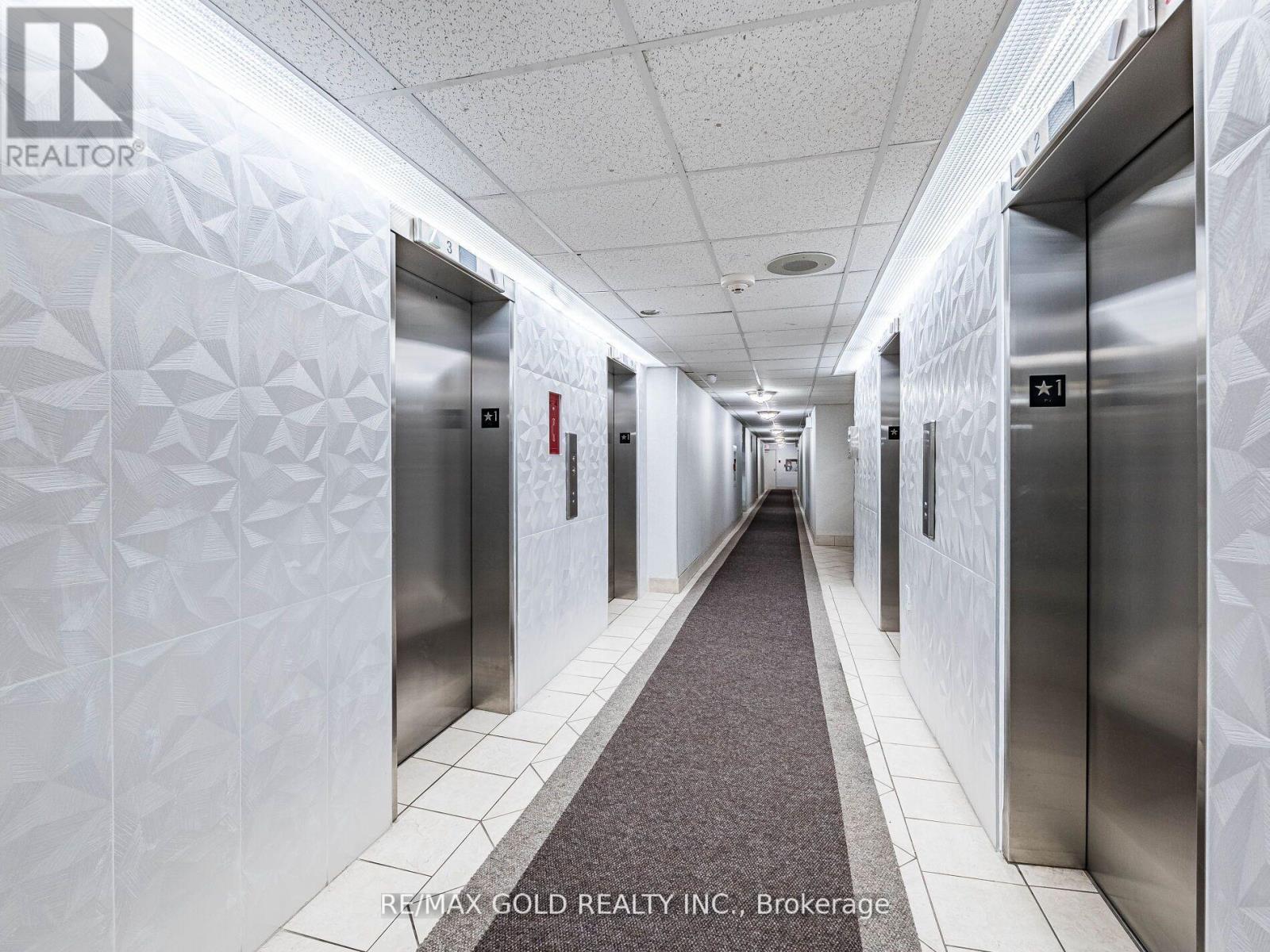 404 - 18 Knightsbridge Road, Brampton, Ontario  L6T 3X5 - Photo 5 - W13030614