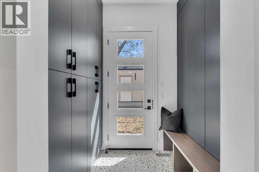 3919 23 Avenue Sw, Calgary, Alberta  T3E 0J9 - Photo 9 - A2303618