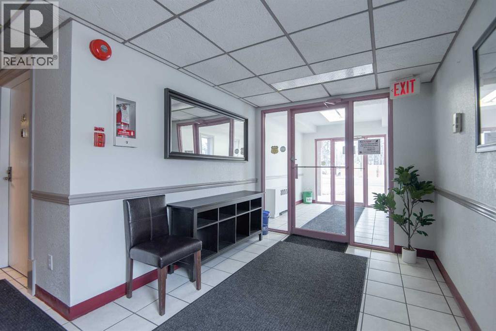 212, 5326 47 Avenue, Red Deer, Alberta  T4N 3R2 - Photo 16 - A2285055