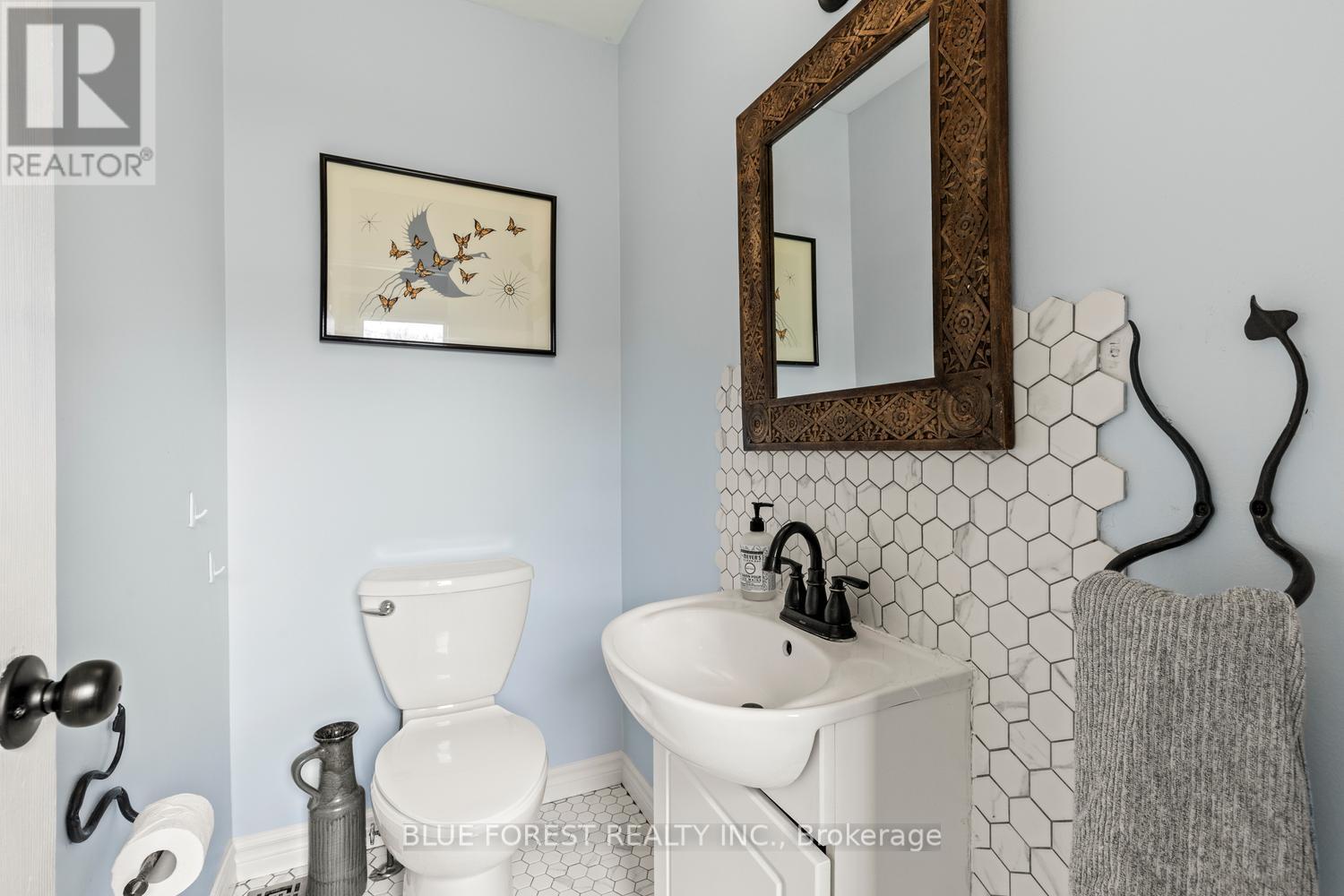 3 Lacey Crescent, London South, Ontario  N6E 2E6 - Photo 15 - X13033108