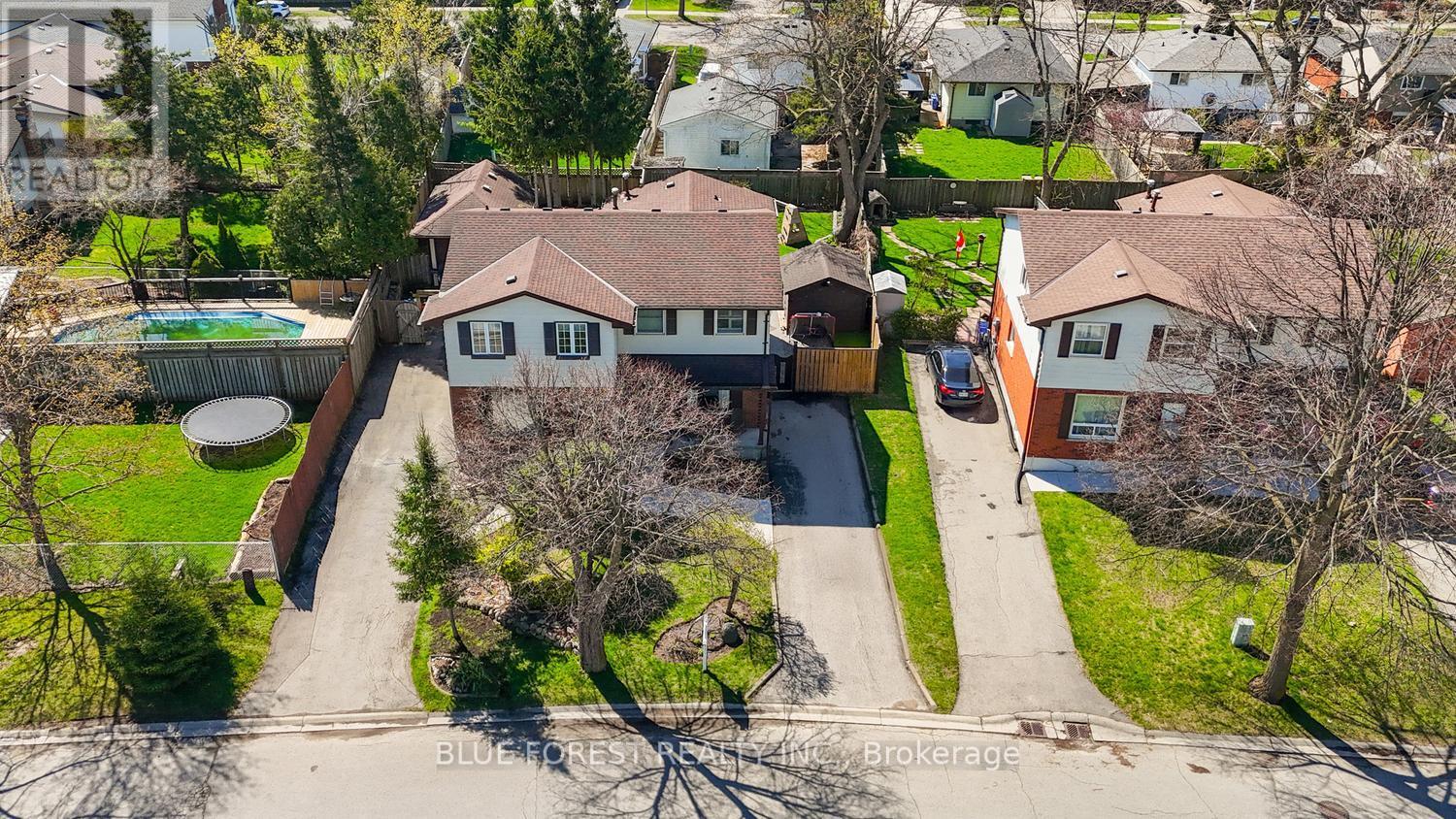 3 Lacey Crescent, London South, Ontario  N6E 2E6 - Photo 33 - X13033108