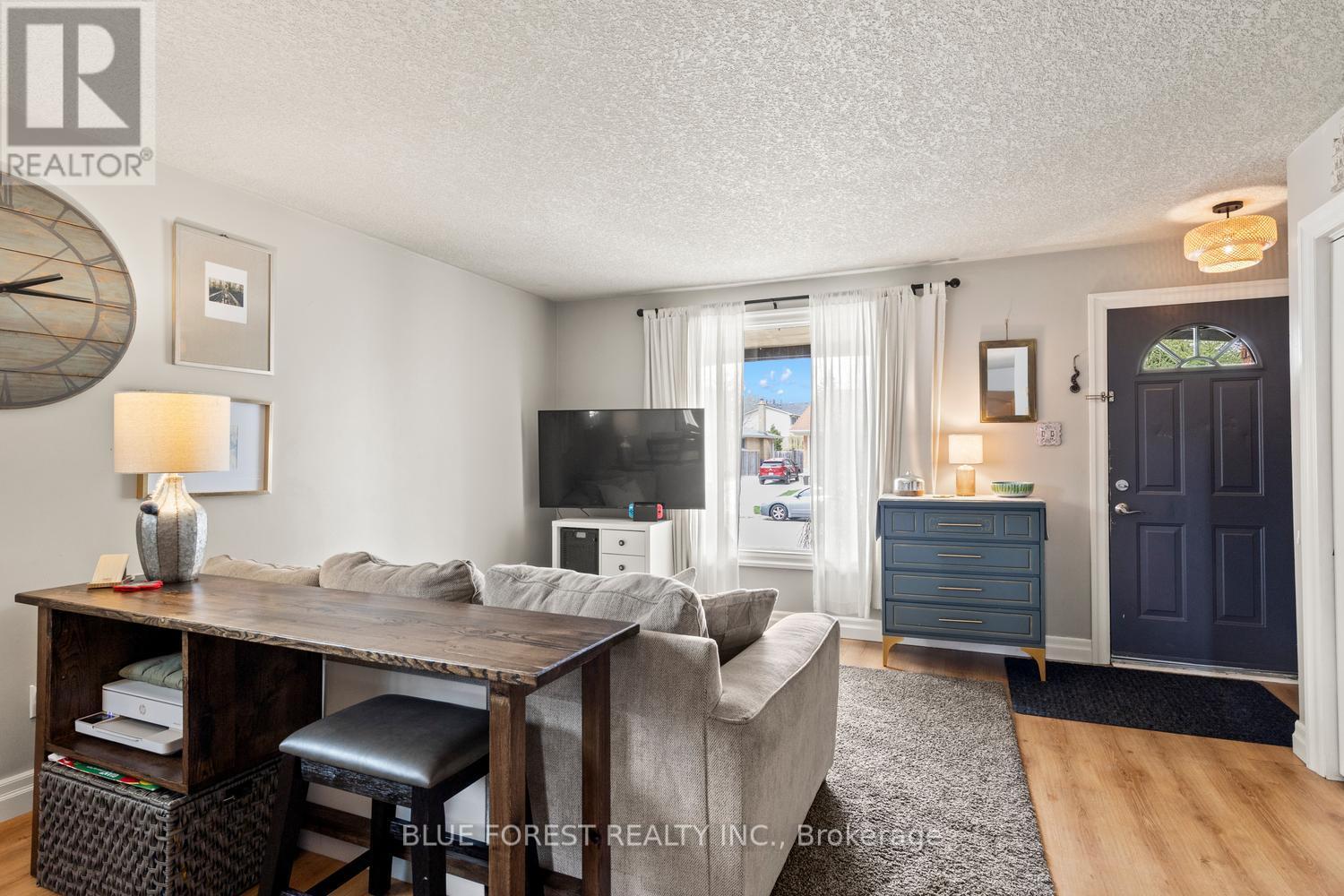 3 Lacey Crescent, London South, Ontario  N6E 2E6 - Photo 8 - X13033108