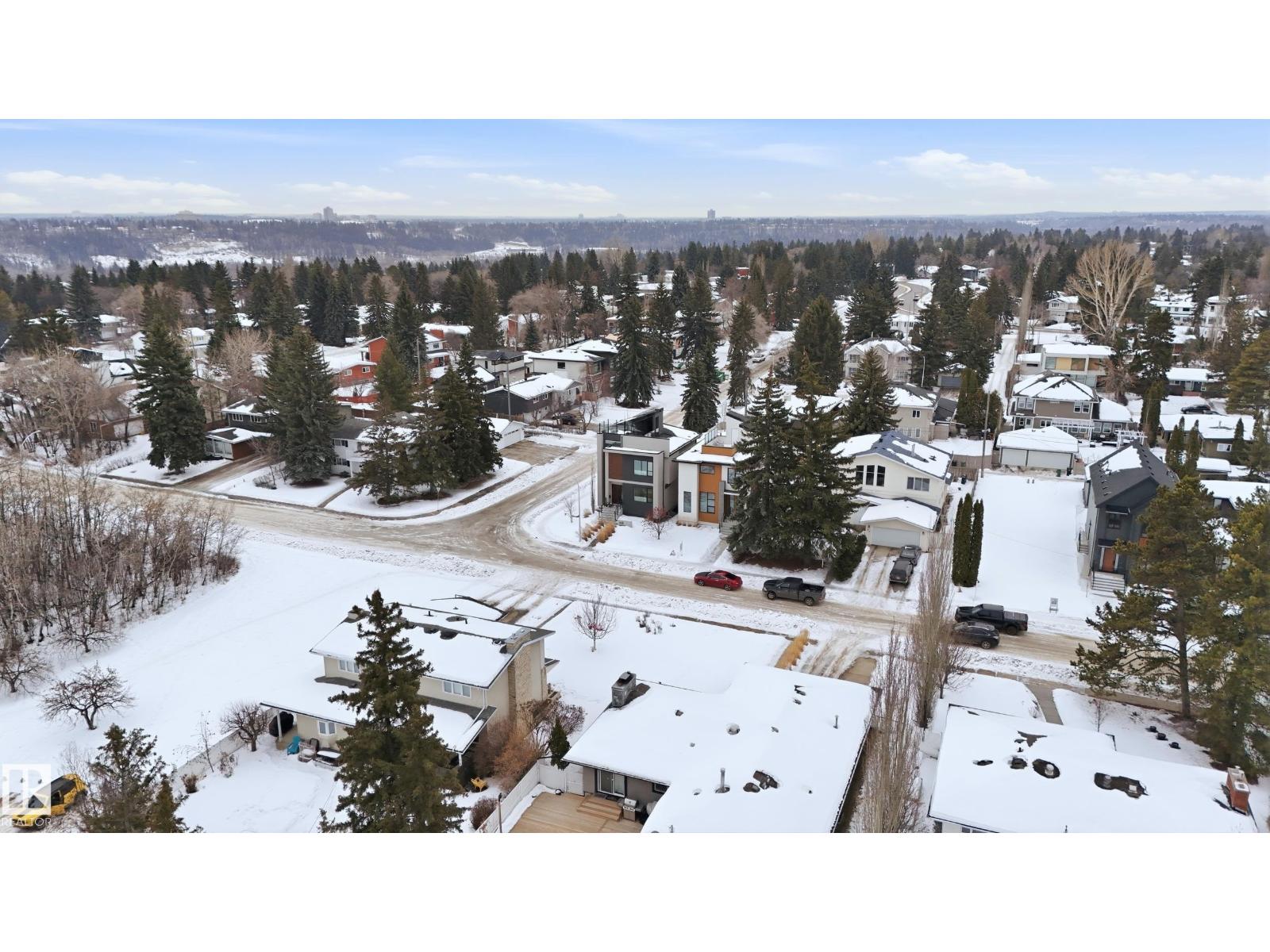 44b Valleyview Cr Nw, Edmonton, Alberta  T5R 5S6 - Photo 63 - E4482792