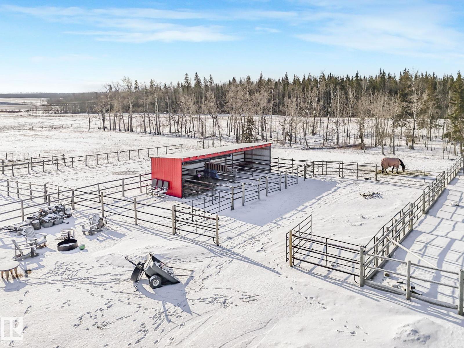 56003 Rge Road 20a, Rural Lac Ste. Anne County, Alberta  T0E 1V0 - Photo 1 - E4482854