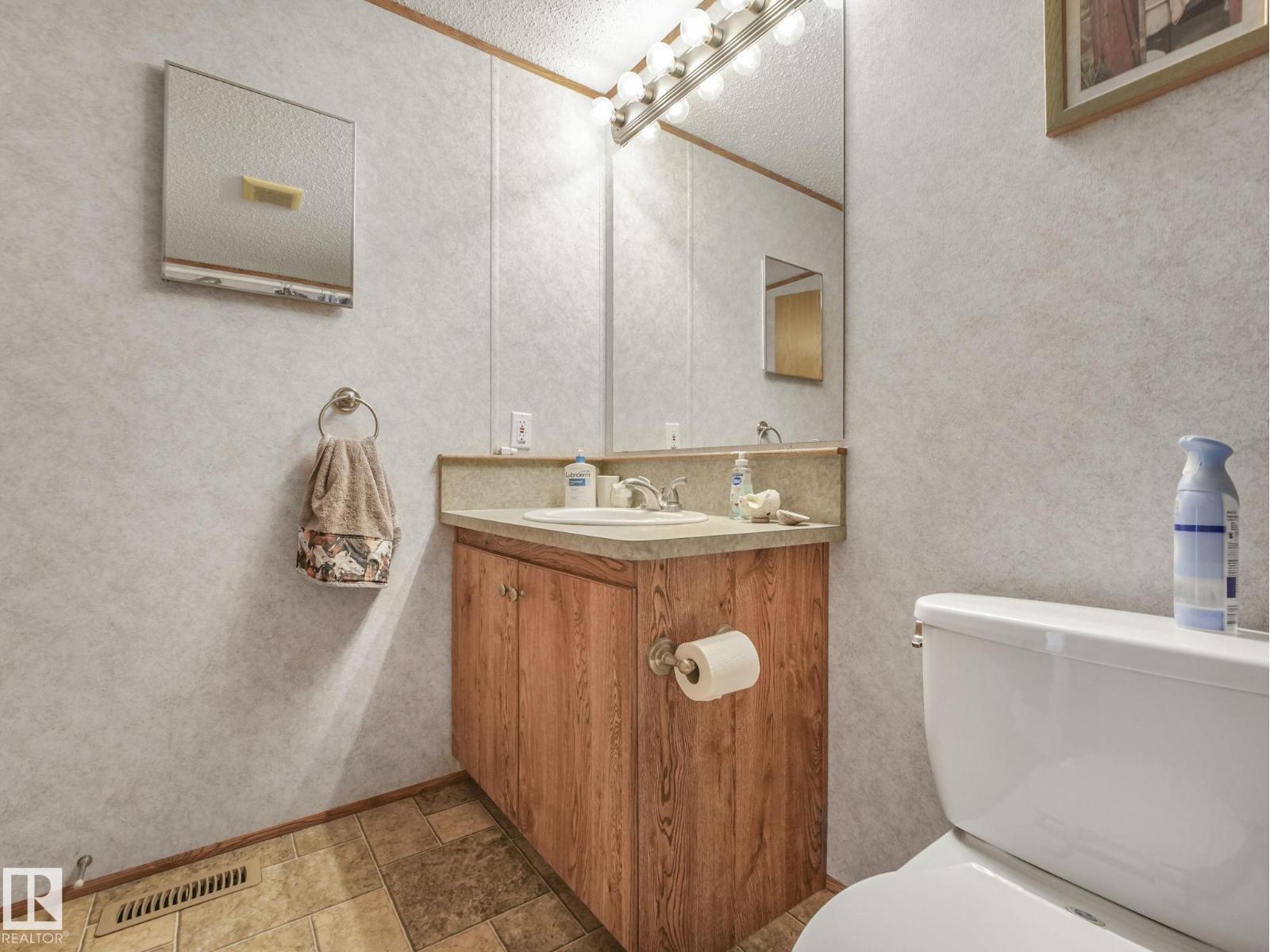 56003 Rge Road 20a, Rural Lac Ste. Anne County, Alberta  T0E 1V0 - Photo 10 - E4482854