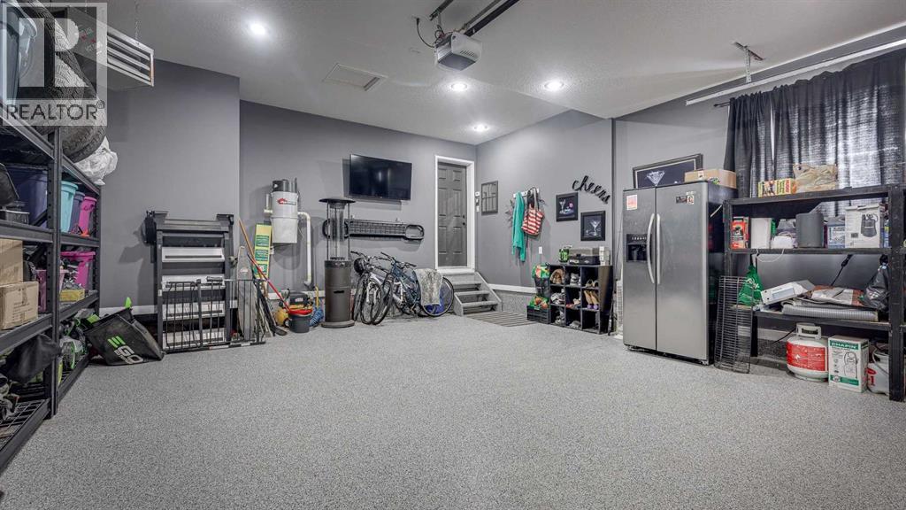 84 Isbister Close, Red Deer, Alberta  T4R 0B9 - Photo 39 - A2304300