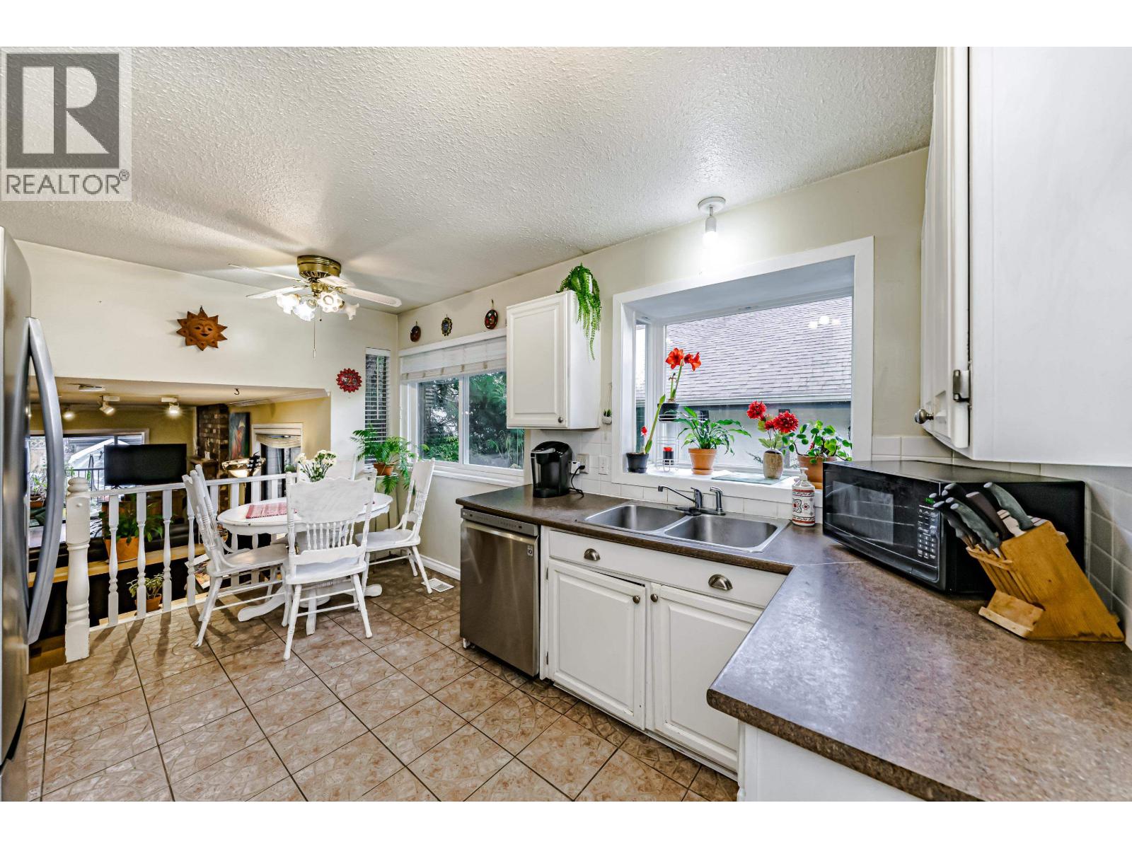 1265 Lynwood Avenue, Port Coquitlam, British Columbia  V3B 6H1 - Photo 14 - R3091049