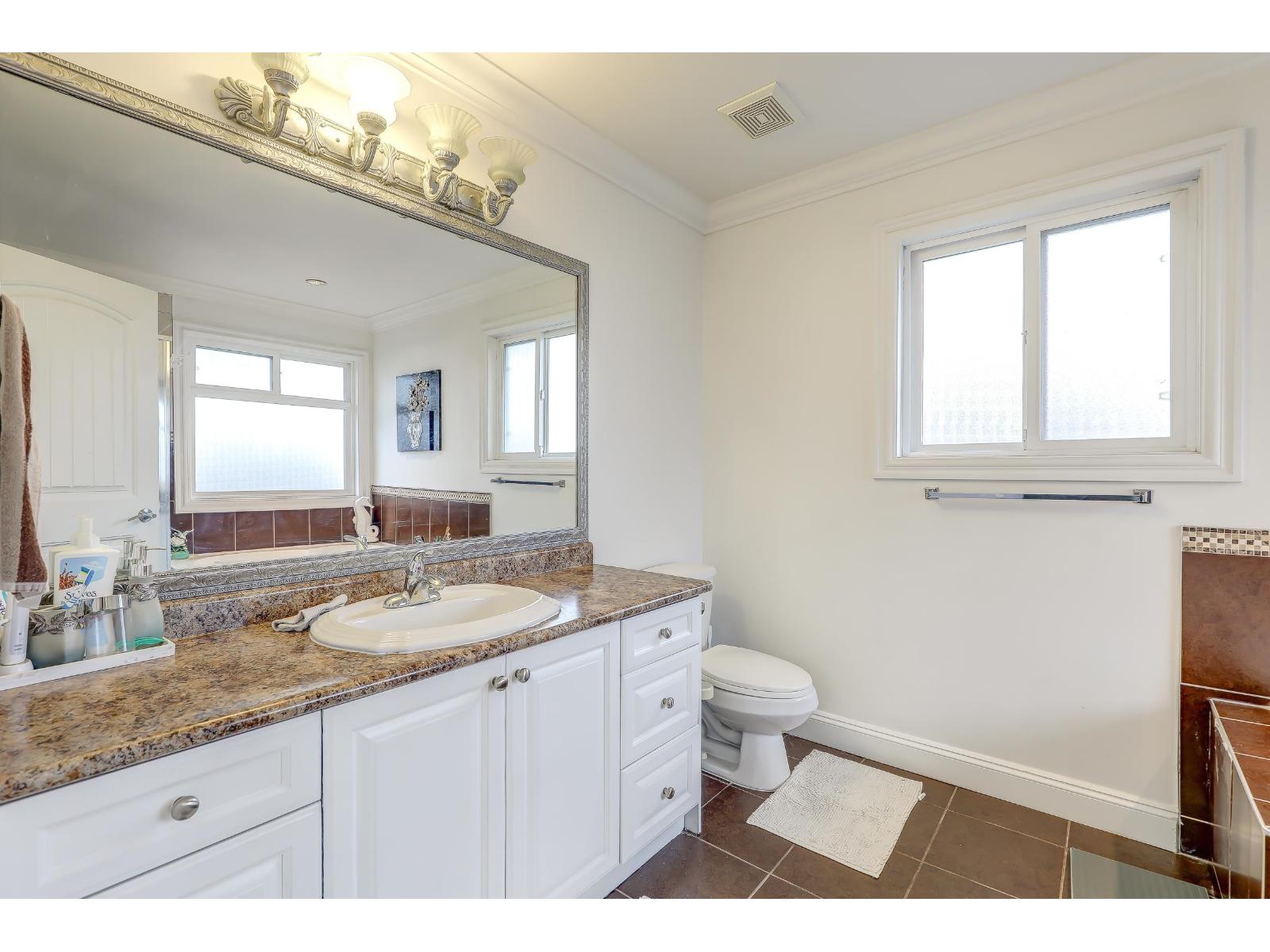 16226 96b Avenue, Surrey, British Columbia  V3S 2M4 - Photo 21 - R3114051