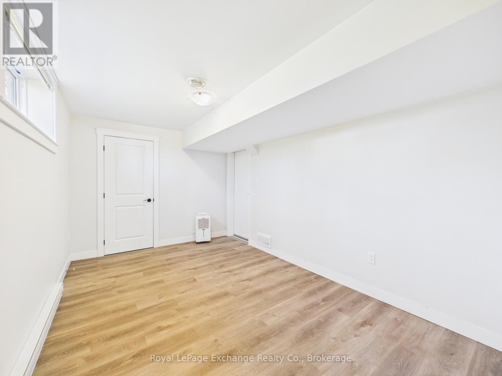 Rear - 966 Charles Street, Kincardine, Ontario  N2Z 2C3 - Photo 9 - X12819562