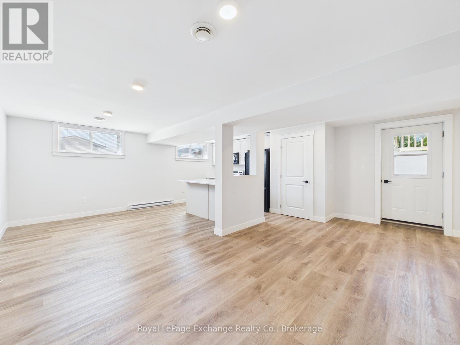 Rear - 966 Charles Street, Kincardine, Ontario  N2Z 2C3 - Photo 4 - X12819562