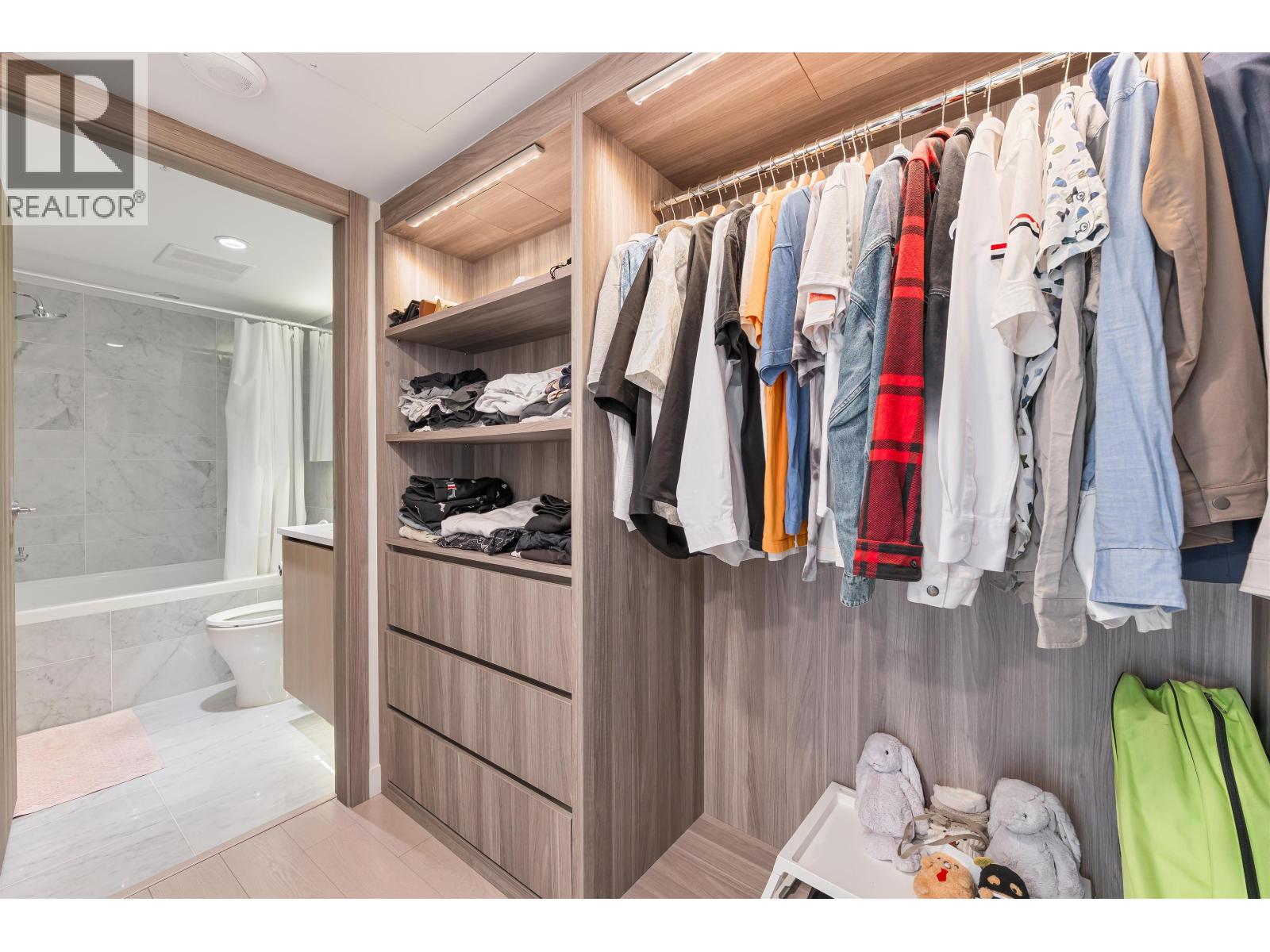 2001 455 SW Marine Drive, Vancouver, British Columbia  V5X 0H3 - Photo 11 - R3114868