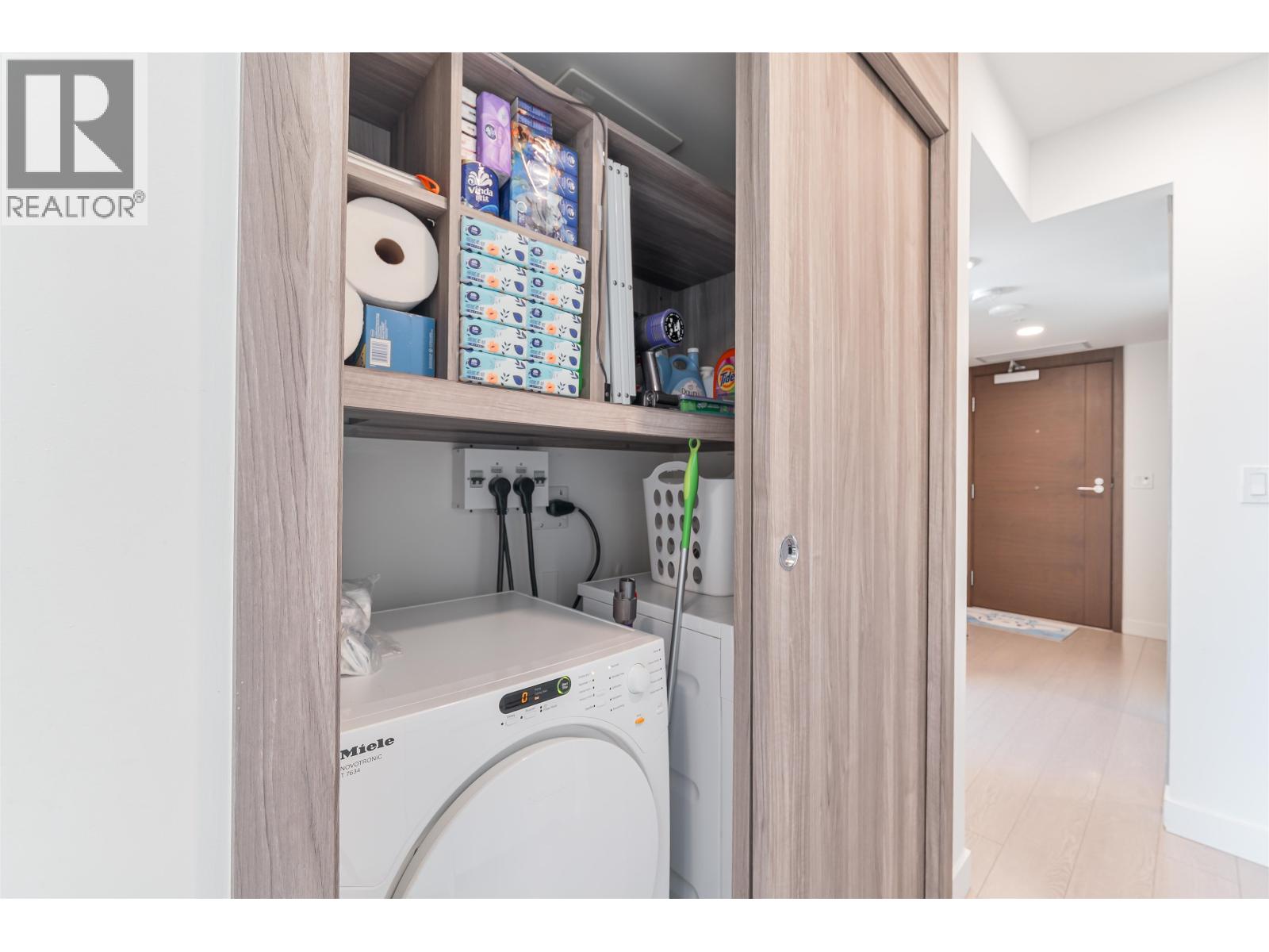 2001 455 SW Marine Drive, Vancouver, British Columbia  V5X 0H3 - Photo 15 - R3114868