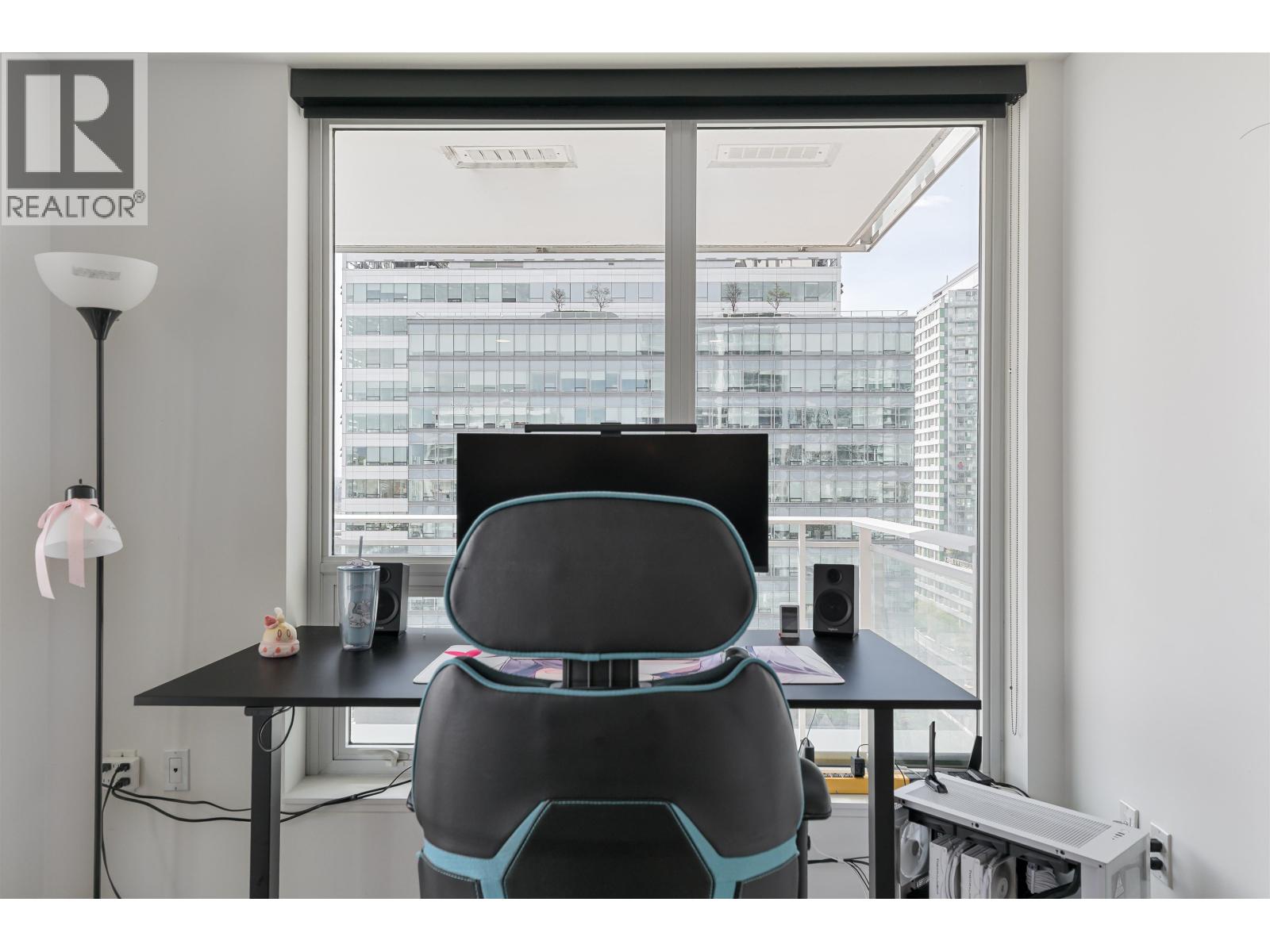 2001 455 SW Marine Drive, Vancouver, British Columbia  V5X 0H3 - Photo 9 - R3114868