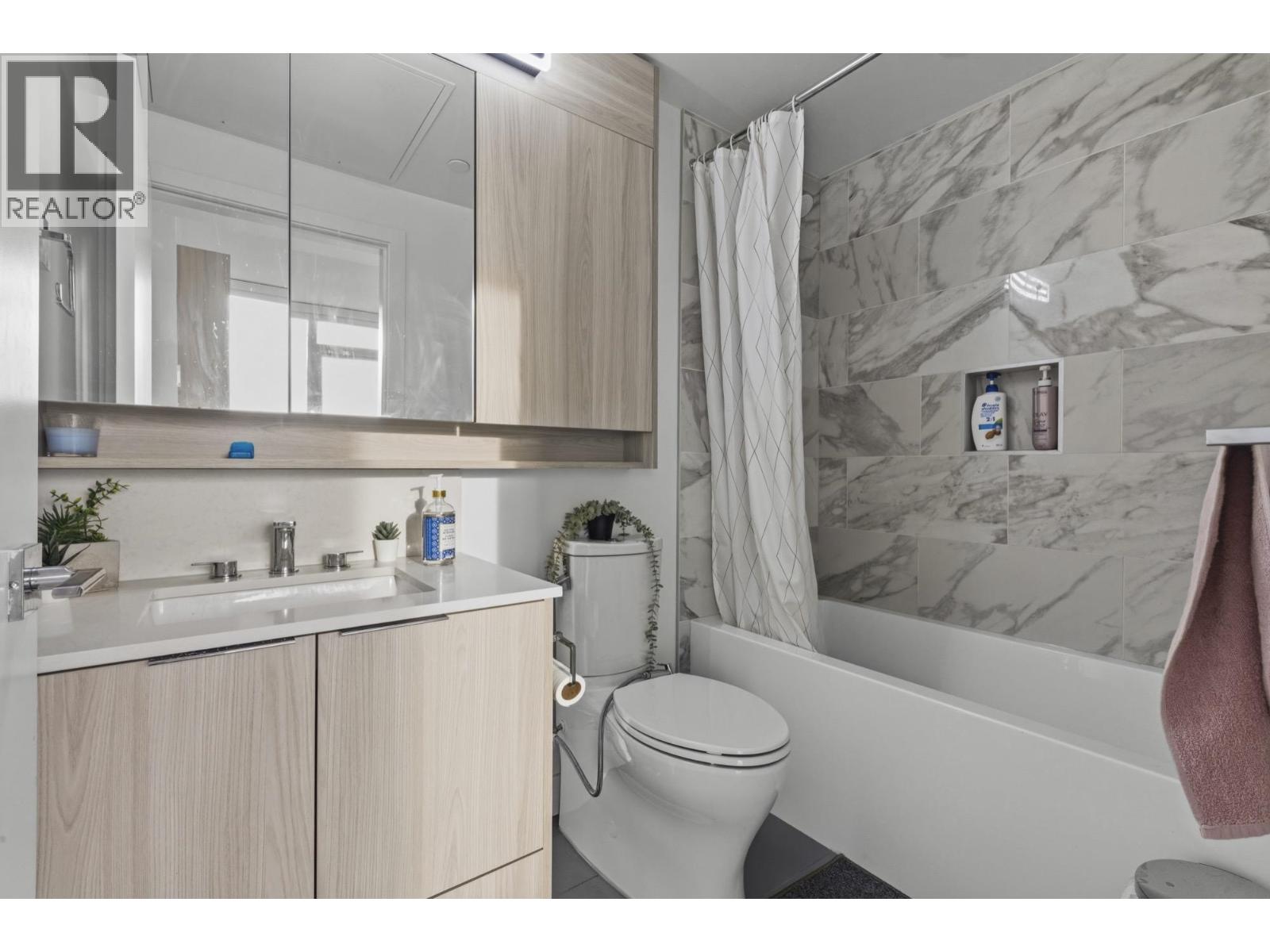 1706 901 Lougheed Highway, Coquitlam, British Columbia  V3K 3T3 - Photo 18 - R3114881