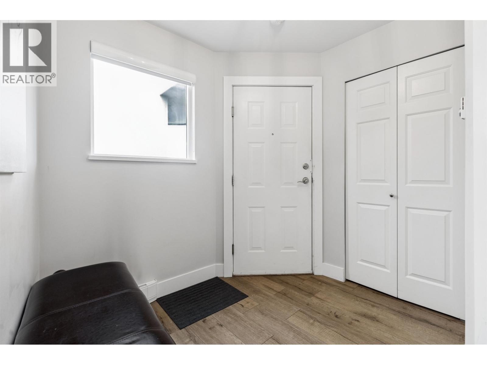 302 874 W 6th Avenue, Vancouver, British Columbia  V5Z 1A6 - Photo 2 - R3114907