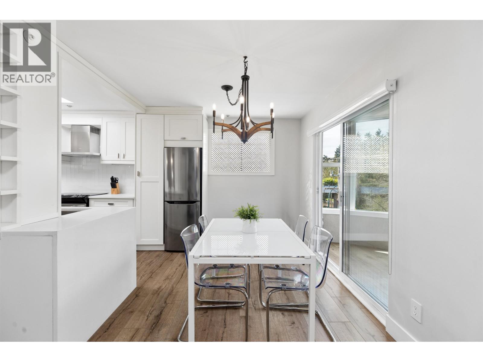 302 874 W 6th Avenue, Vancouver, British Columbia  V5Z 1A6 - Photo 8 - R3114907