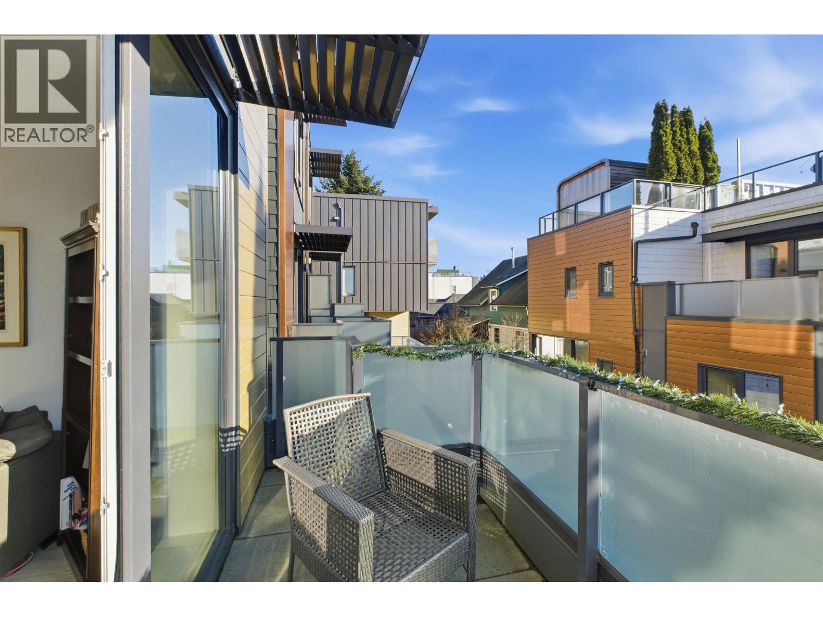 33 720 E 3rd Street, North Vancouver, British Columbia  V7L 0G7 - Photo 10 - R3114908