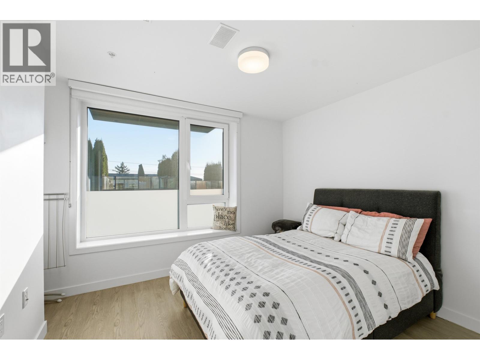 33 720 E 3rd Street, North Vancouver, British Columbia  V7L 0G7 - Photo 11 - R3114908