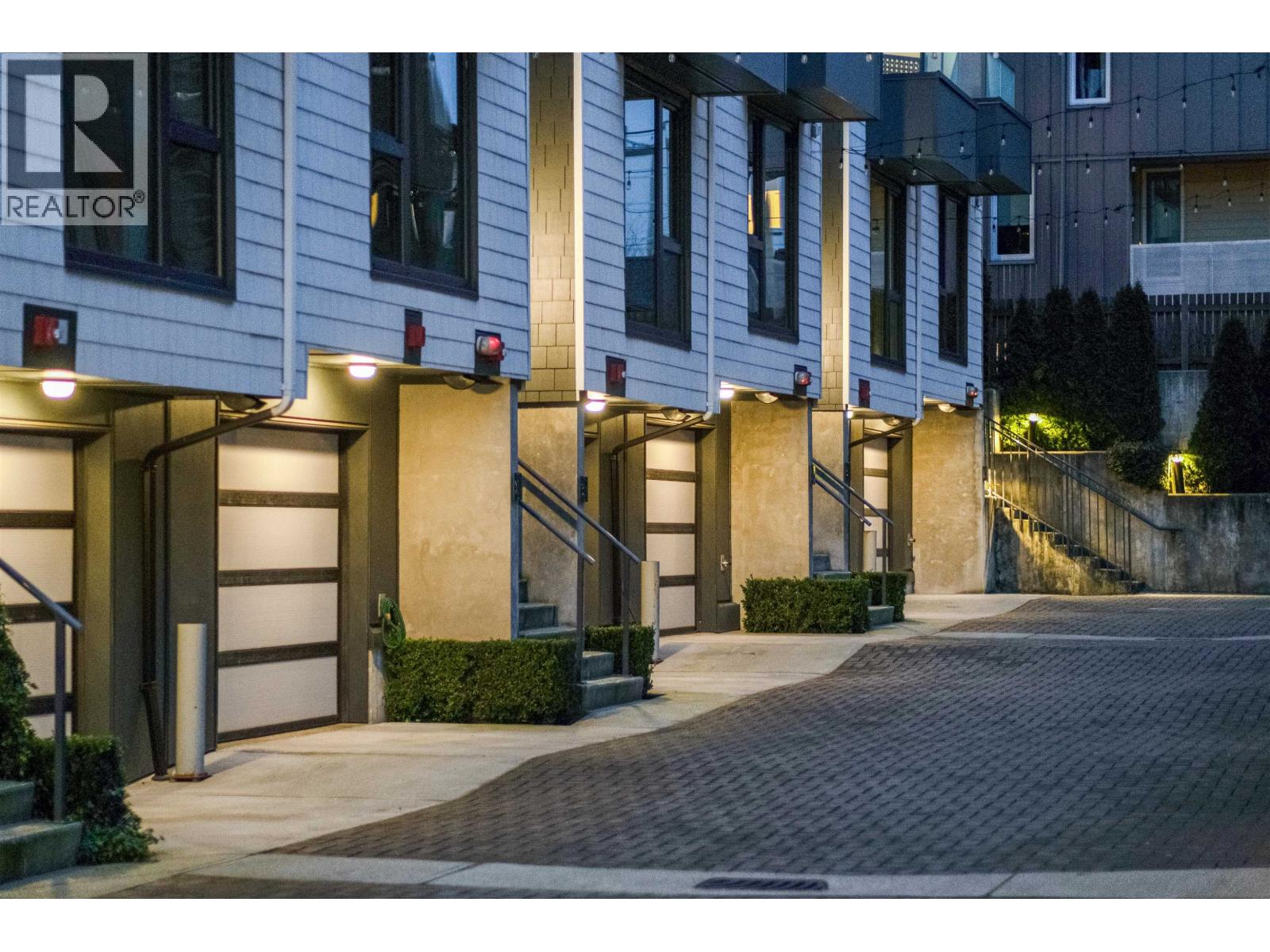 33 720 E 3rd Street, North Vancouver, British Columbia  V7L 0G7 - Photo 20 - R3114908