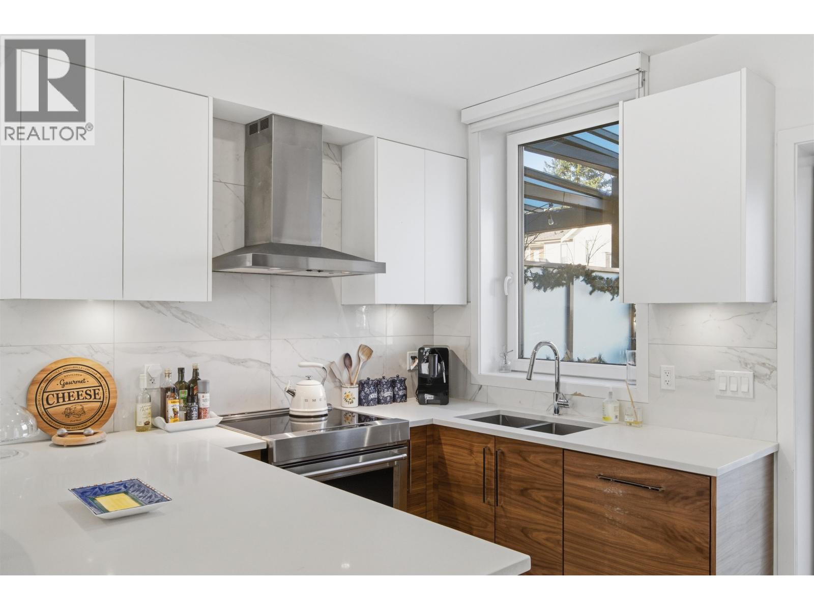 33 720 E 3rd Street, North Vancouver, British Columbia  V7L 0G7 - Photo 7 - R3114908