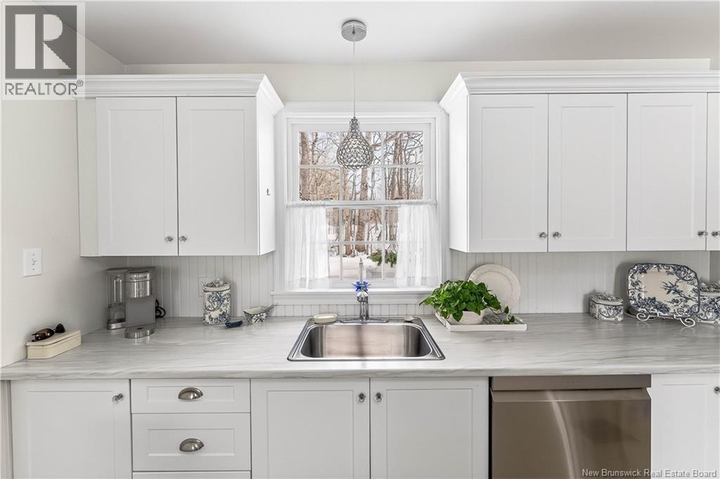 17 Porter Street, St. Stephen, New Brunswick  E3L 2M8 - Photo 6 - NB133847