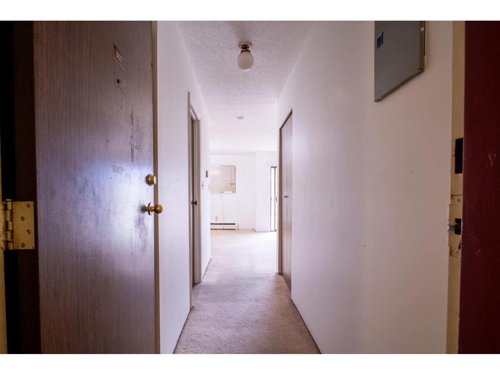 307 45749 Spadina Avenue, Chilliwack Downtown, Chilliwack, British Columbia  V2P 1T5 - Photo 3 - R3114875