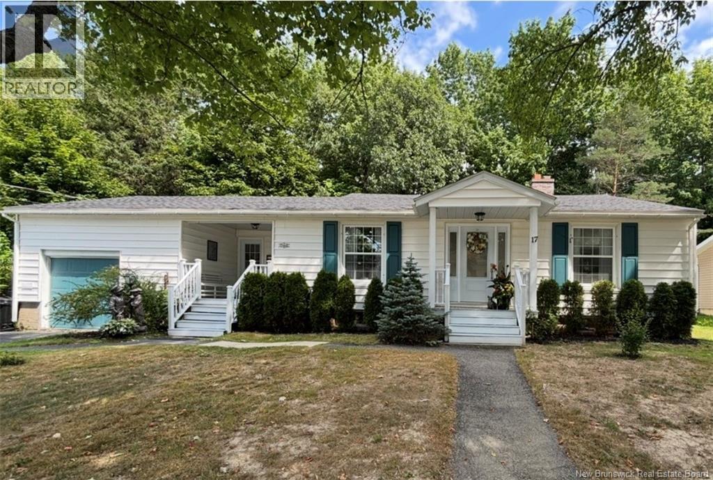 17 Porter Street, St. Stephen, New Brunswick  E3L 2M8 - Photo 1 - NB133847