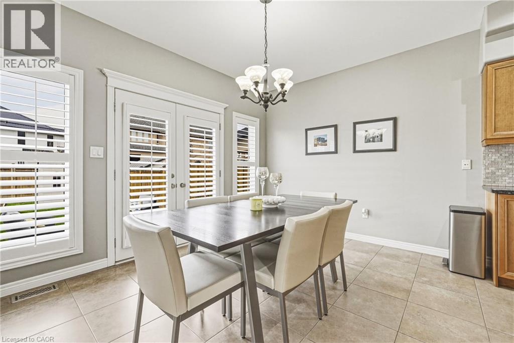 419 Dicenzo Drive, Hamilton, Ontario  L9B 0B3 - Photo 13 - 40823078