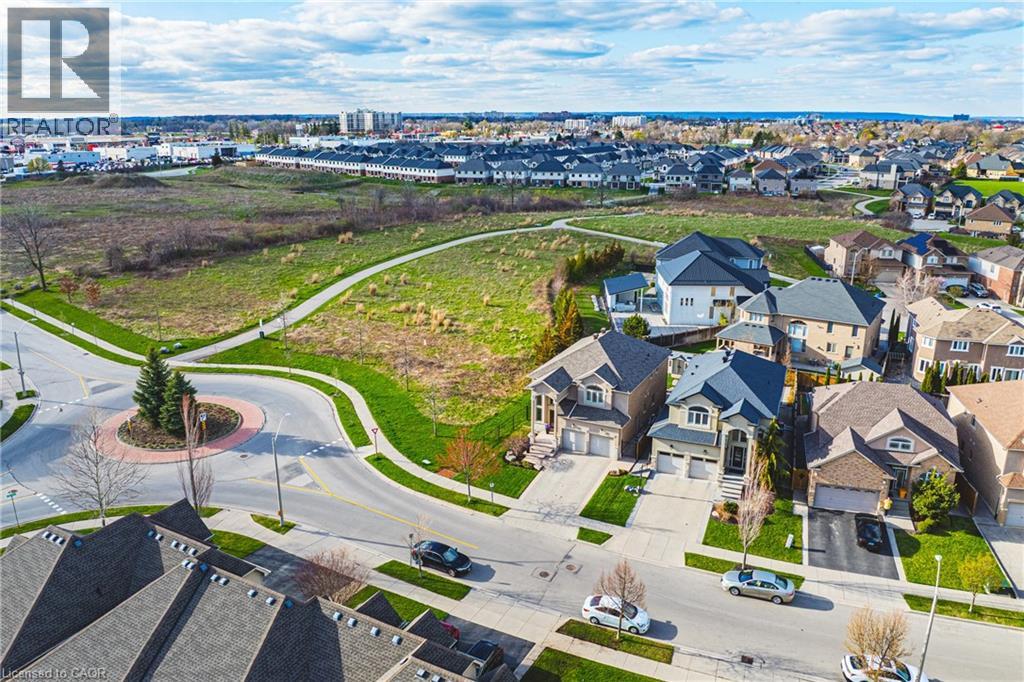 419 Dicenzo Drive, Hamilton, Ontario  L9B 0B3 - Photo 32 - 40823078