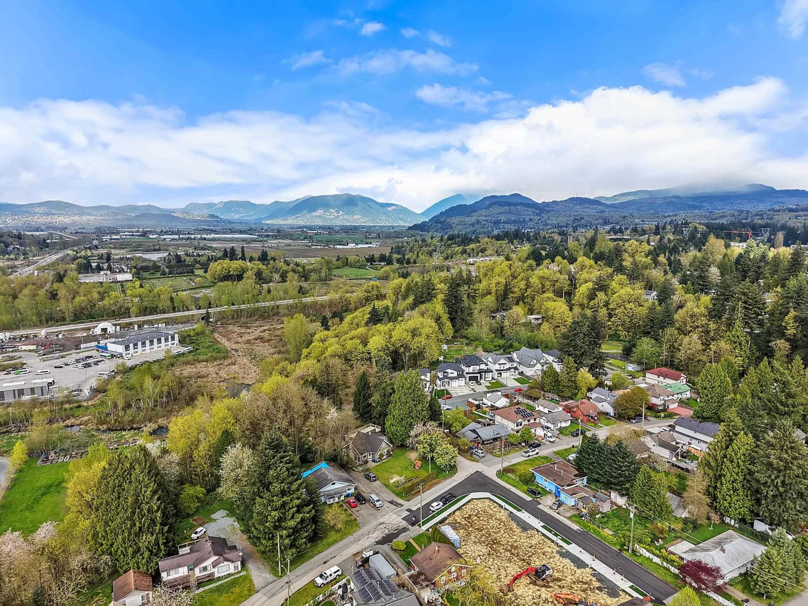 33983-33991 Mccrimmon Drive, Abbotsford, British Columbia  V2S 2V2 - Photo 9 - C8078140