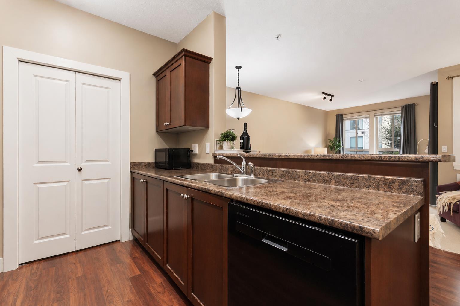 102 9000 Birch Street, Chilliwack Downtown, Chilliwack, British Columbia  V2P 8G2 - Photo 8 - R3104061